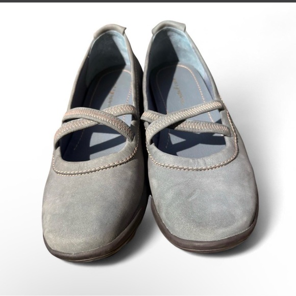 Easy Spirit Women's Mary Jane Flats w Criss Cross Adjustable Strap - Picture 5 of 7